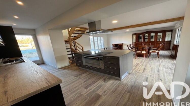 Ma-Cabane - Vente Maison Fontenay-le-Vicomte, 119 m²