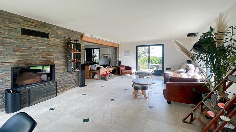 Ma-Cabane - Vente Maison FONTENAY SAINT PERE, 145 m²