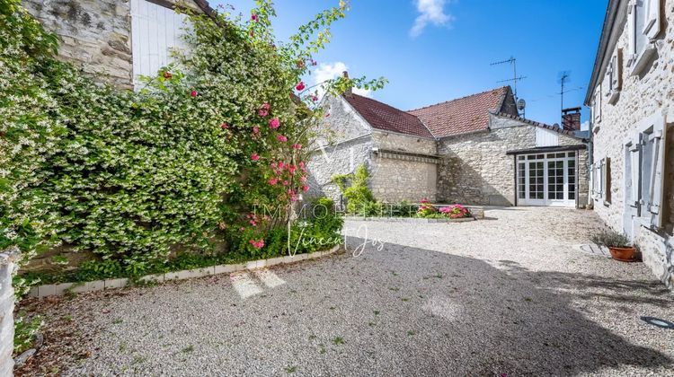 Ma-Cabane - Vente Maison Fontenay-Saint-Père, 130 m²