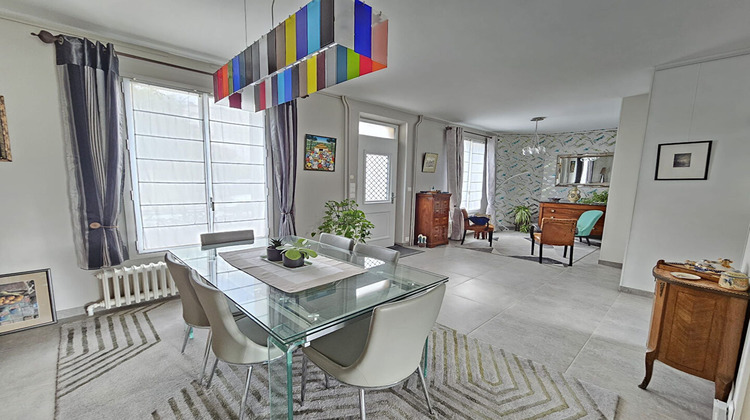 Ma-Cabane - Vente Maison FONTENAY-SOUS-BOIS, 230 m²