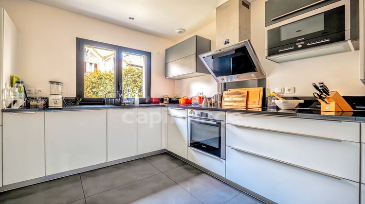 Ma-Cabane - Vente Maison FONTENAY SOUS BOIS, 214 m²