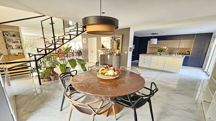 Ma-Cabane - Vente Maison FONTENAY-SOUS-BOIS, 220 m²