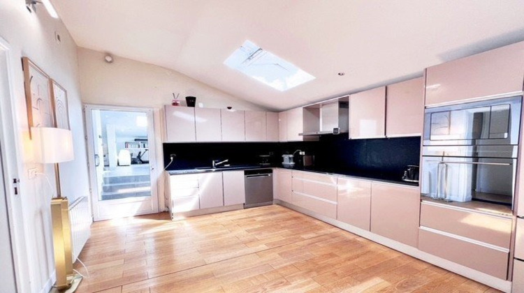 Ma-Cabane - Vente Maison FONTENAY SOUS BOIS, 210 m²