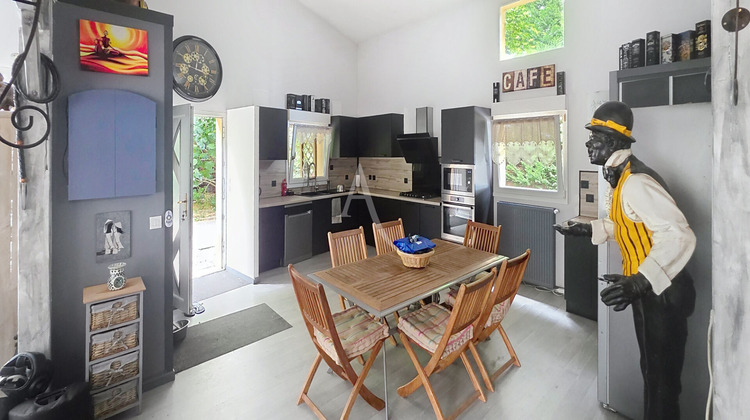 Ma-Cabane - Vente Maison FONTENAY-TRESIGNY, 320 m²