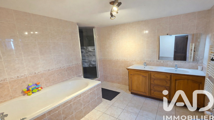 Ma-Cabane - Vente Maison Forges-les-Eaux, 127 m²