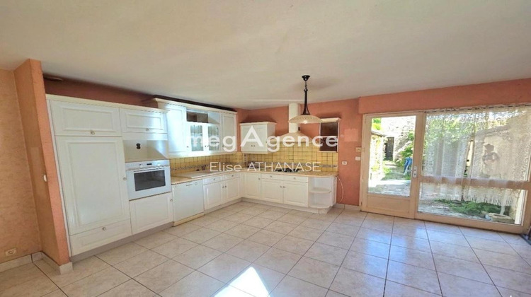 Ma-Cabane - Vente Maison FOUGERES, 120 m²