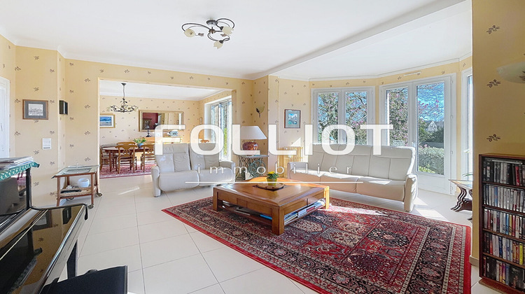 Ma-Cabane - Vente Maison FOUGERES, 260 m²