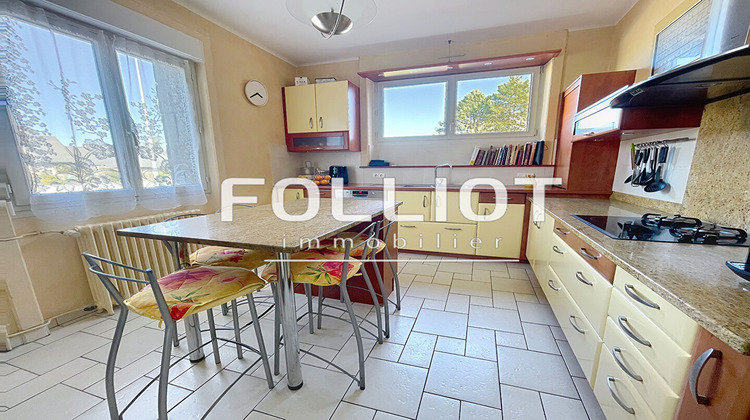Ma-Cabane - Vente Maison FOUGERES, 260 m²