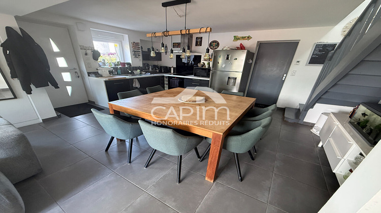 Ma-Cabane - Vente Maison FOUGERES, 81 m²