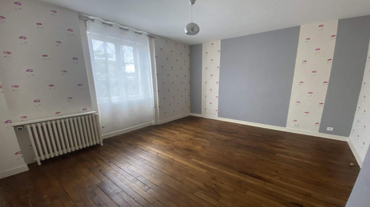 Ma-Cabane - Vente Maison FOUGERES, 220 m²