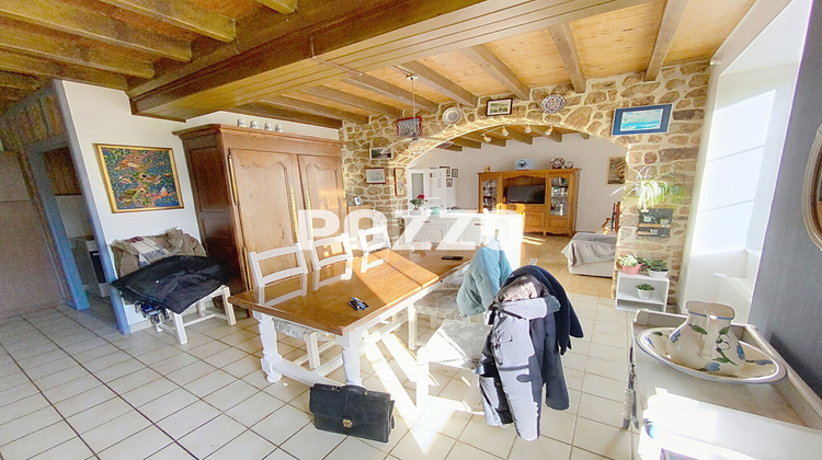 Ma-Cabane - Vente Maison FOUGEROLLES-DU-PLESSIS, 120 m²