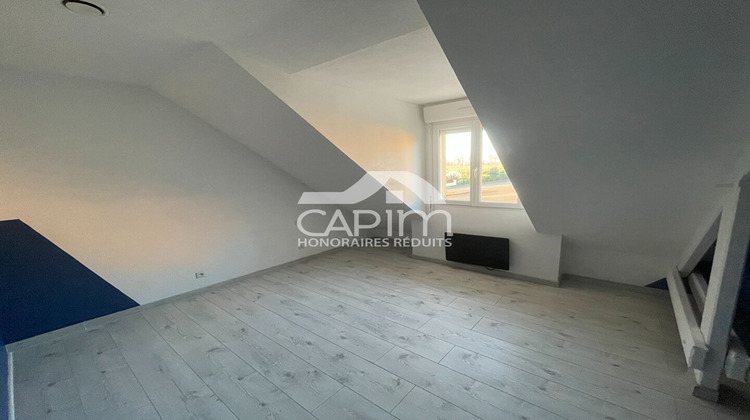 Ma-Cabane - Vente Maison FOUGEROLLES-DU-PLESSIS, 205 m²