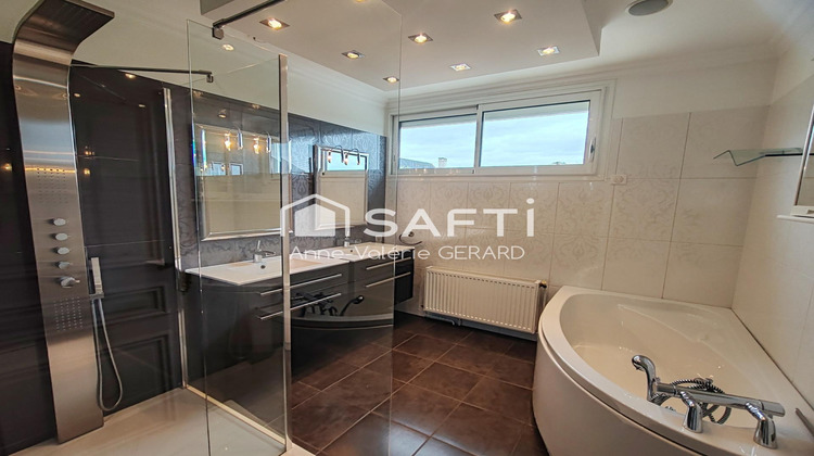 Ma-Cabane - Vente Maison Fougerolles-du-Plessis, 90 m²