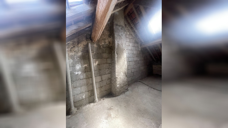 Ma-Cabane - Vente Maison FOUJU, 61 m²