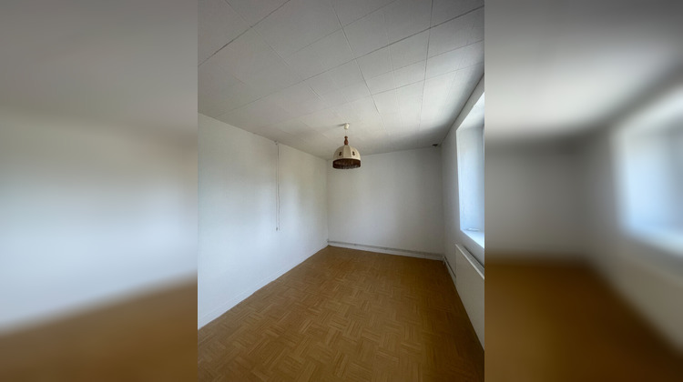 Ma-Cabane - Vente Maison FOUJU, 61 m²