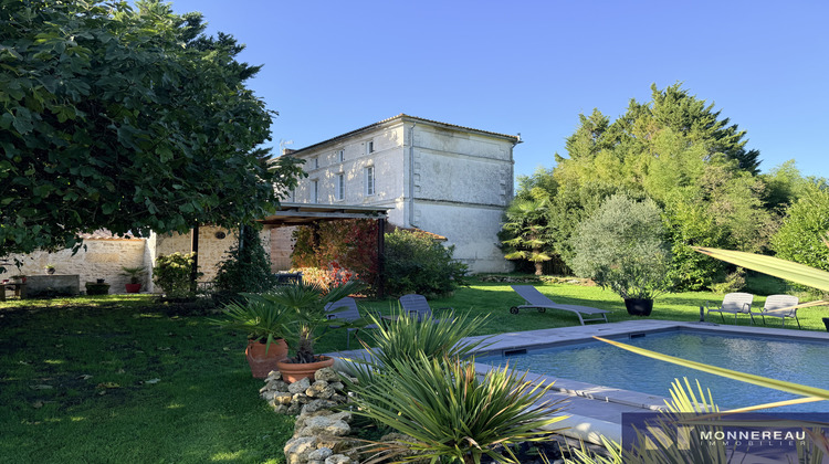 Ma-Cabane - Vente Maison Fouquebrune, 207 m²