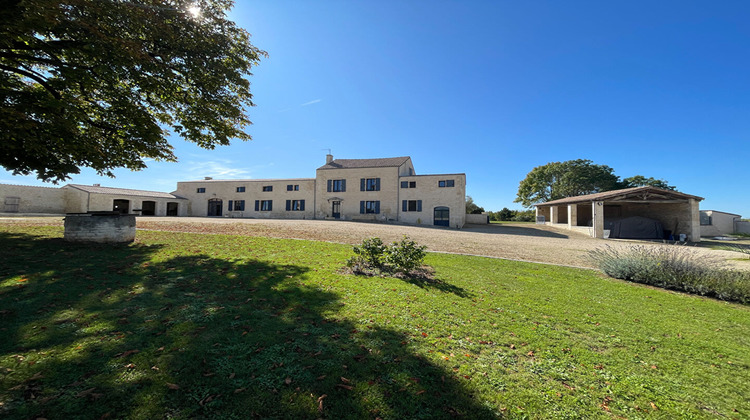 Ma-Cabane - Vente Maison FRANCOIS, 405 m²