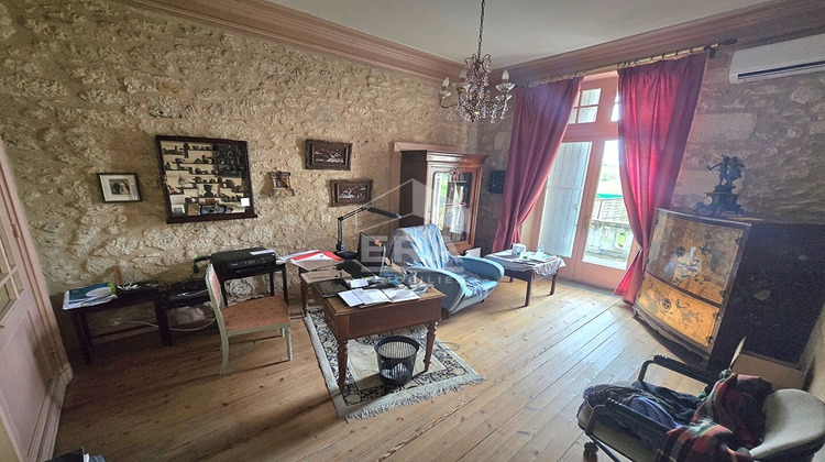 Ma-Cabane - Vente Maison FRANCS, 362 m²