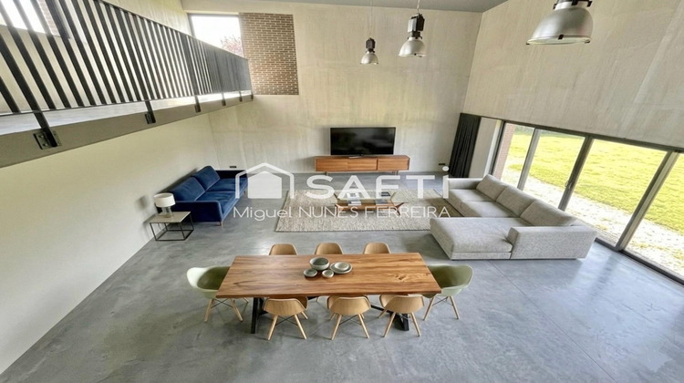 Ma-Cabane - Vente Maison Franqueville-Saint-Pierre, 220 m²