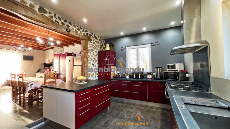 Ma-Cabane - Vente Maison Freix-Anglards, 187 m²