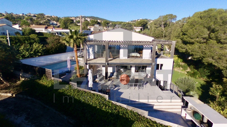 Ma-Cabane - Vente Maison Fréjus, 255 m²