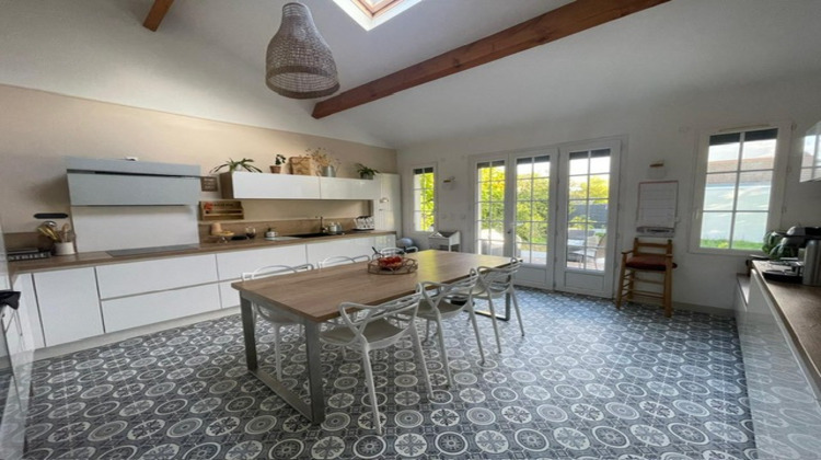 Ma-Cabane - Vente Maison Freneuse, 190 m²