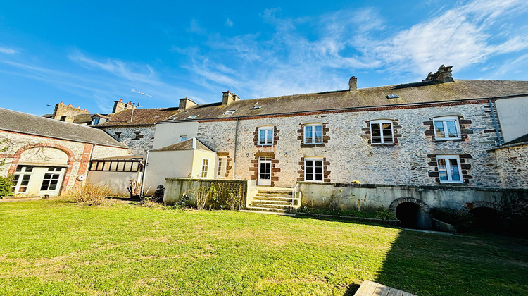Ma-Cabane - Vente Maison FRESNAY-SUR-SARTHE, 221 m²