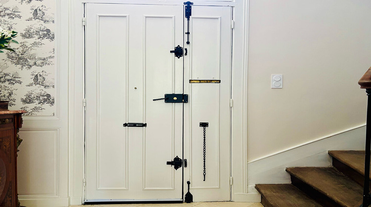 Ma-Cabane - Vente Maison FRESNAY-SUR-SARTHE, 221 m²