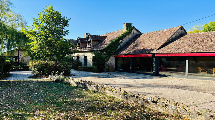 Ma-Cabane - Vente Maison FRESNAY-SUR-SARTHE, 282 m²