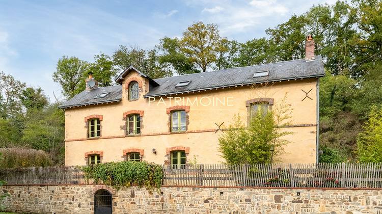 Ma-Cabane - Vente Maison FRESNAY-SUR-SARTHE, 220 m²