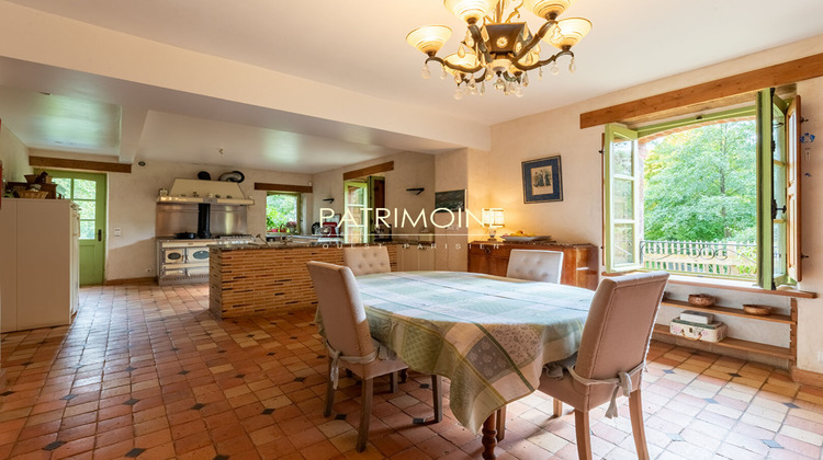 Ma-Cabane - Vente Maison FRESNAY-SUR-SARTHE, 220 m²