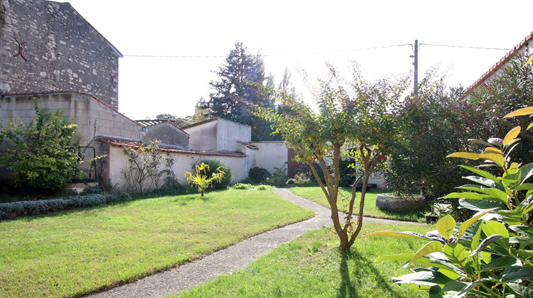 Ma-Cabane - Vente Maison FRONTENAY-ROHAN-ROHAN, 160 m²