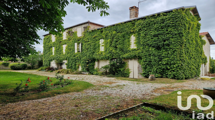 Ma-Cabane - Vente Maison Frontenay-Rohan-Rohan, 567 m²