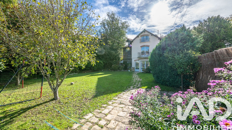 Ma-Cabane - Vente Maison Garches, 145 m²