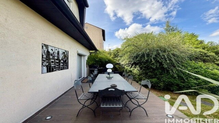 Ma-Cabane - Vente Maison Garches, 210 m²