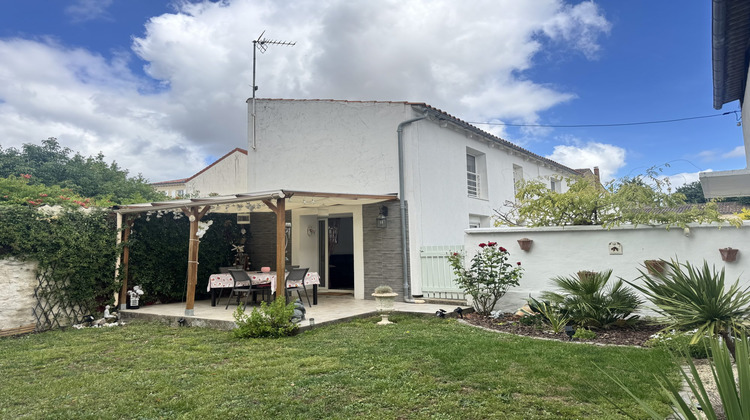 Ma-Cabane - Vente Maison Gémozac, 75 m²
