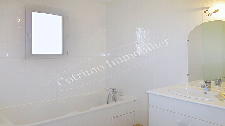 Ma-Cabane - Vente Maison GENAS, 117 m²