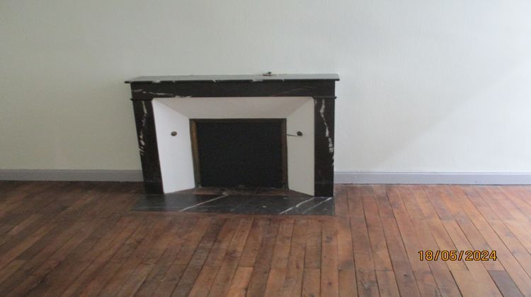 Ma-Cabane - Vente Maison Gençay, 262 m²