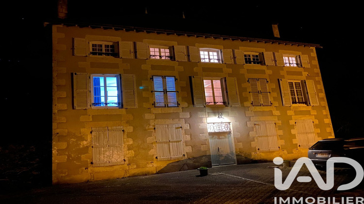 Ma-Cabane - Vente Maison Gençay, 384 m²