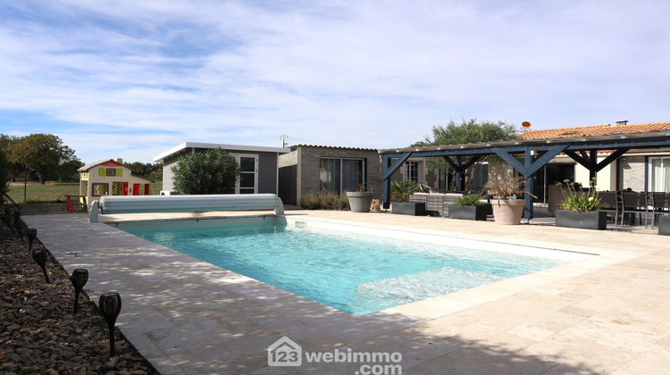 Ma-Cabane - Vente Maison Gençay, 185 m²