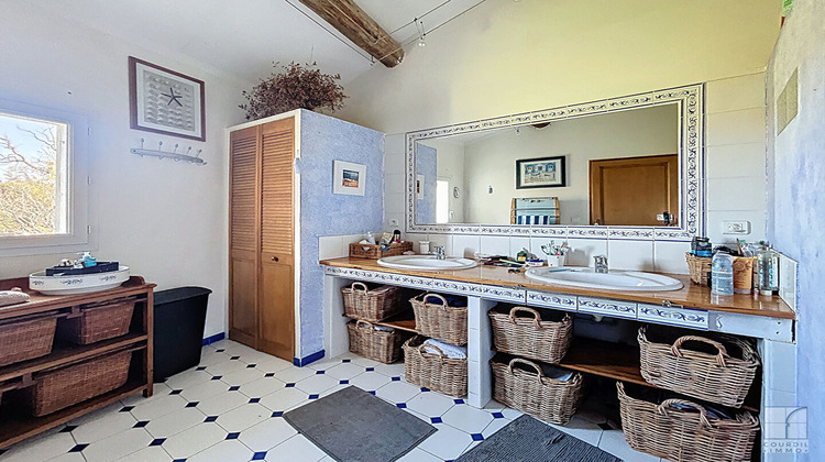 Ma-Cabane - Vente Maison GENERAC, 390 m²