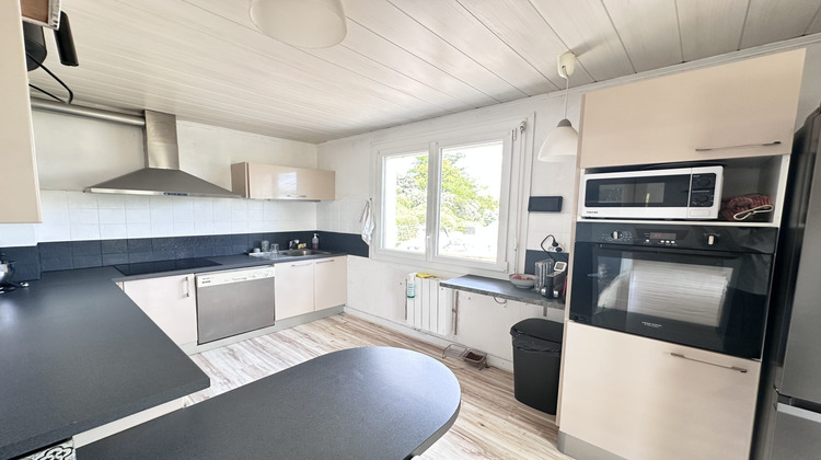 Ma-Cabane - Vente Maison Genilac, 135 m²