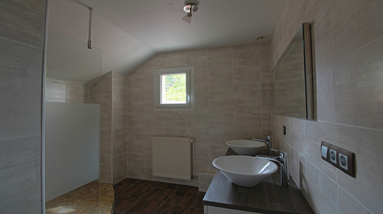 Ma-Cabane - Vente Maison GENNES, 138 m²
