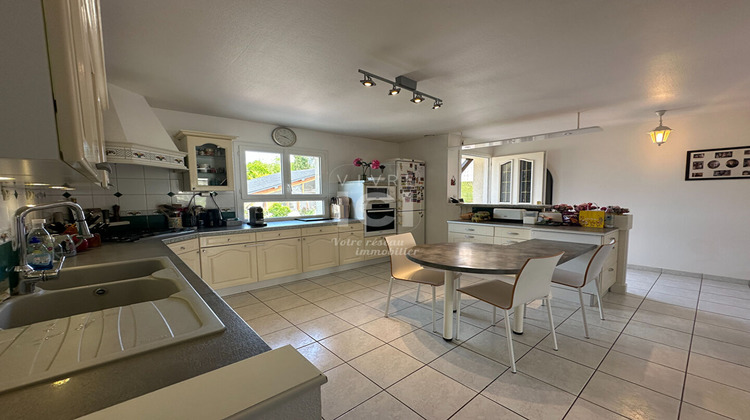 Ma-Cabane - Vente Maison GENNES, 185 m²