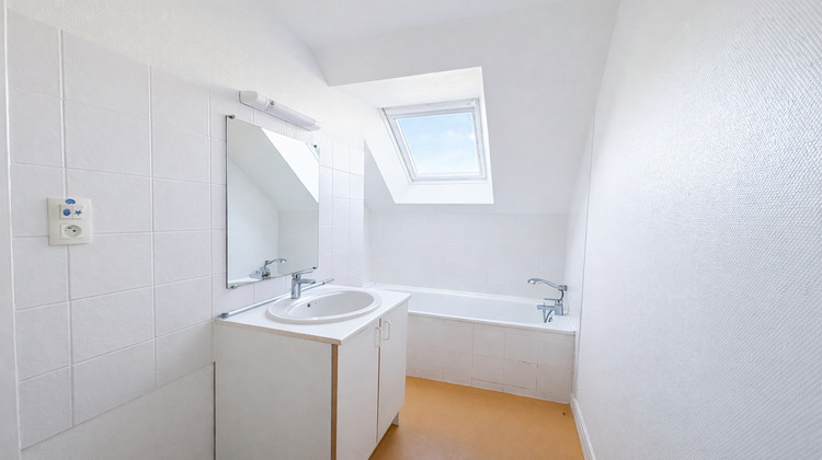 Ma-Cabane - Vente Maison GENNES-SUR-SEICHE, 78 m²