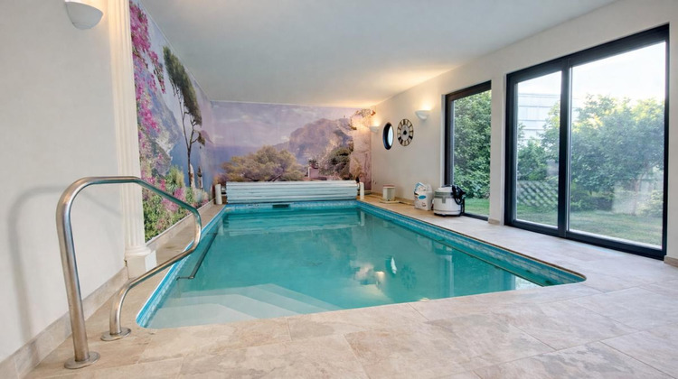 Ma-Cabane - Vente Maison GENNEVILLIERS, 200 m²