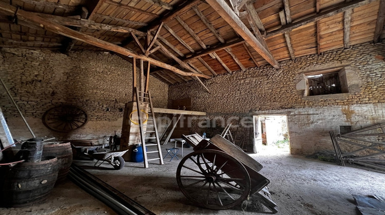 Ma-Cabane - Vente Maison GENOUILLE, 175 m²