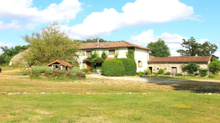 Ma-Cabane - Vente Maison GENOUILLE, 530 m²