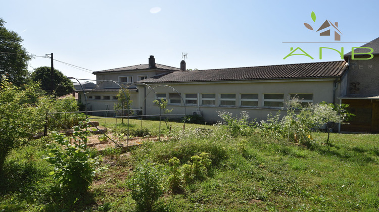 Ma-Cabane - Vente Maison Genouillé, 204 m²