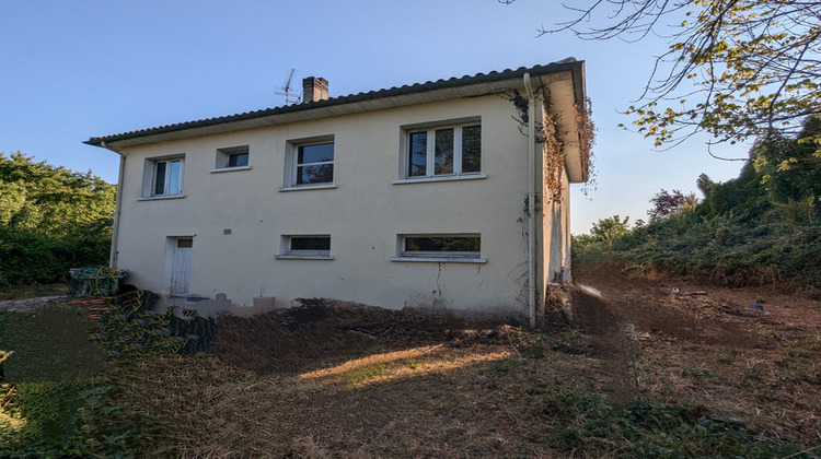 Ma-Cabane - Vente Maison GENSAC LA PALLUE, 83 m²